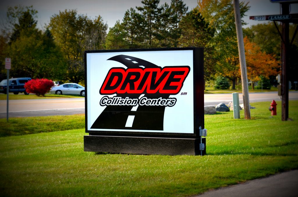 Drive collision Centers | McDonald Ford in Freeland MI